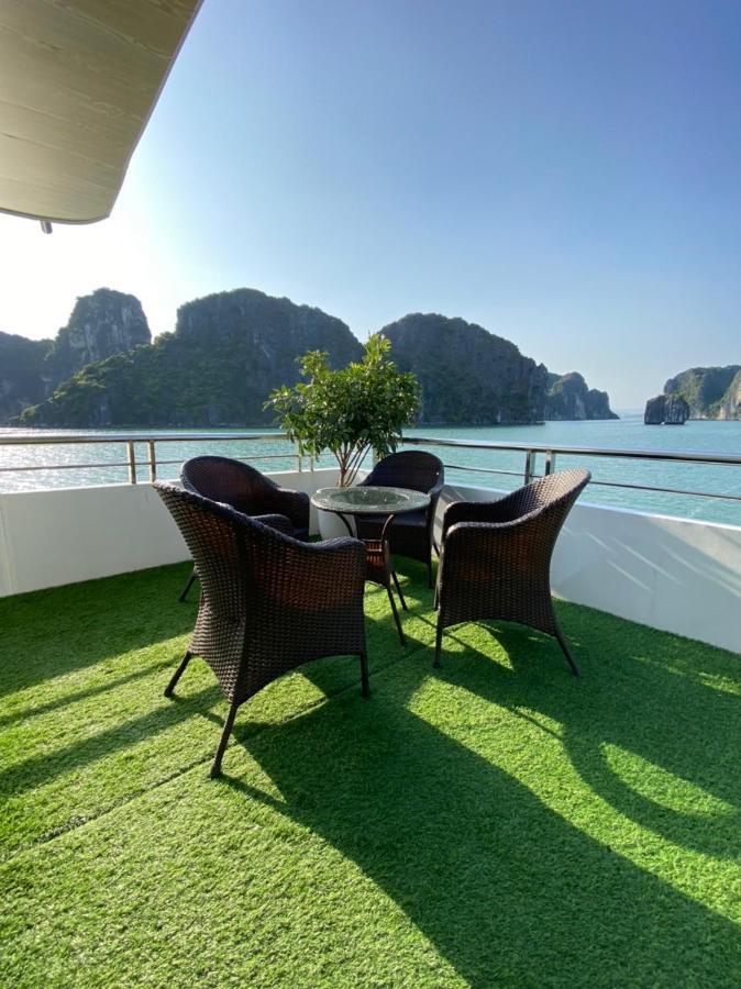Quynh Yen Hotel Ha Long Zewnętrze zdjęcie