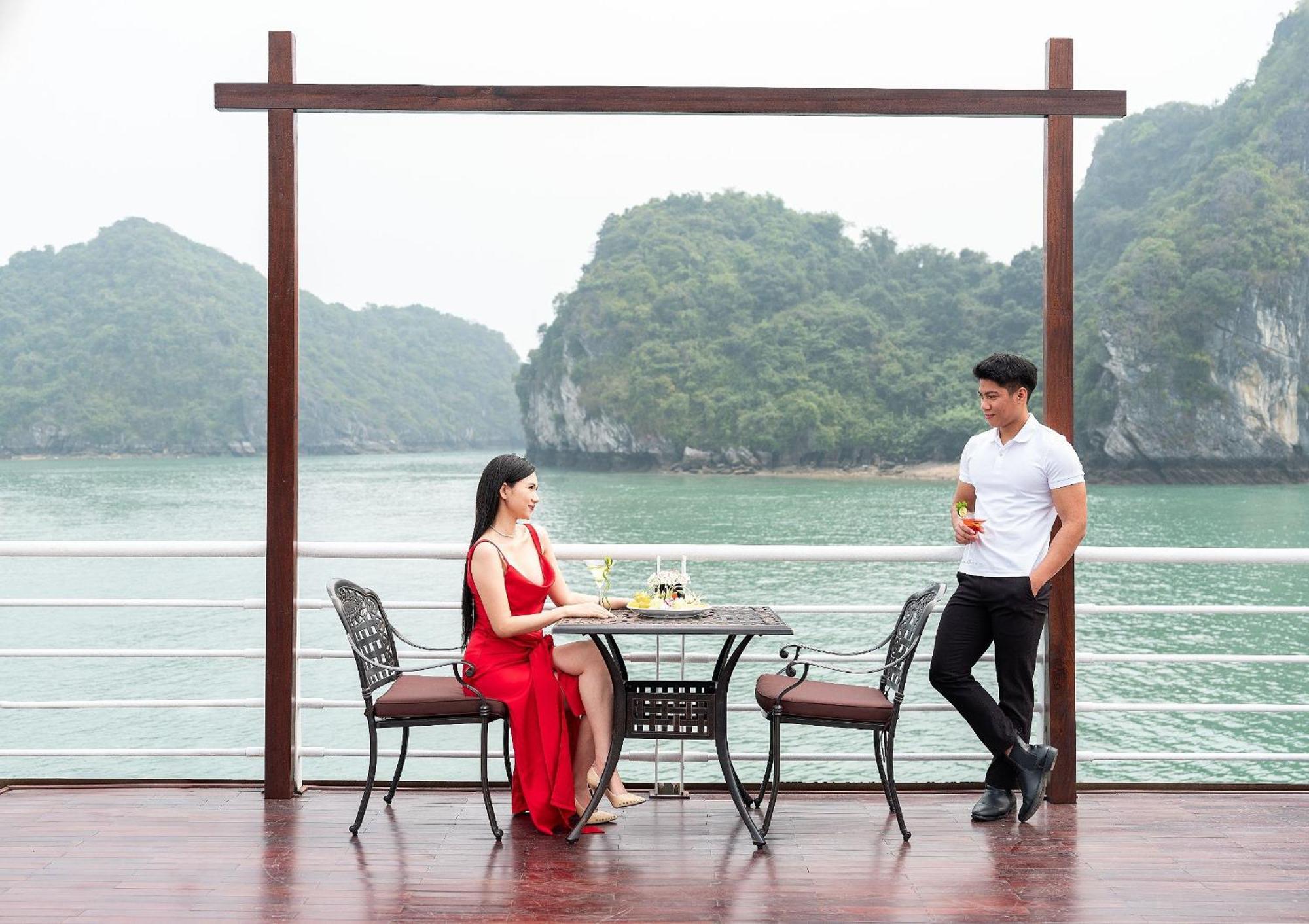 Quynh Yen Hotel Ha Long Zewnętrze zdjęcie