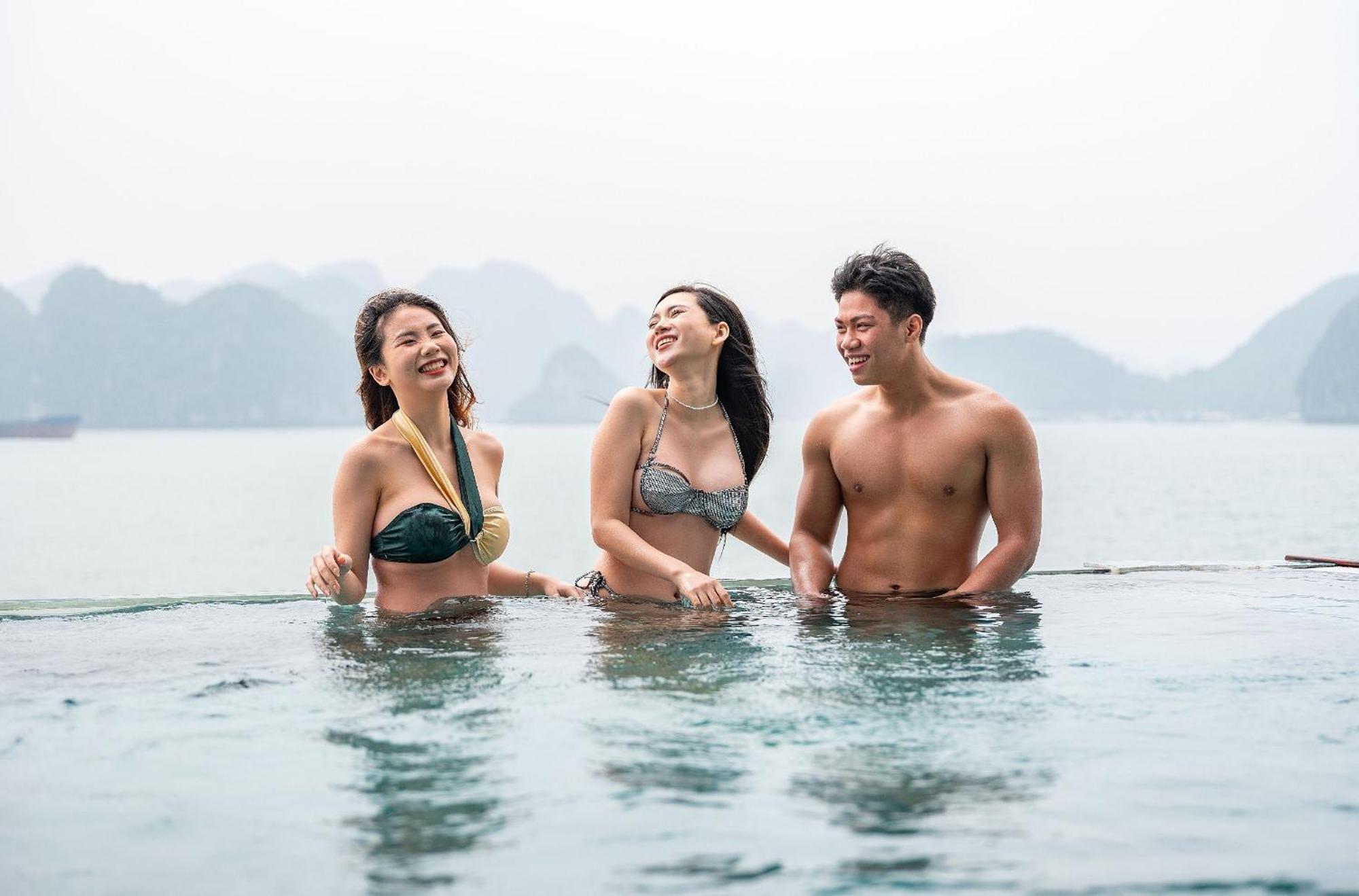 Quynh Yen Hotel Ha Long Zewnętrze zdjęcie