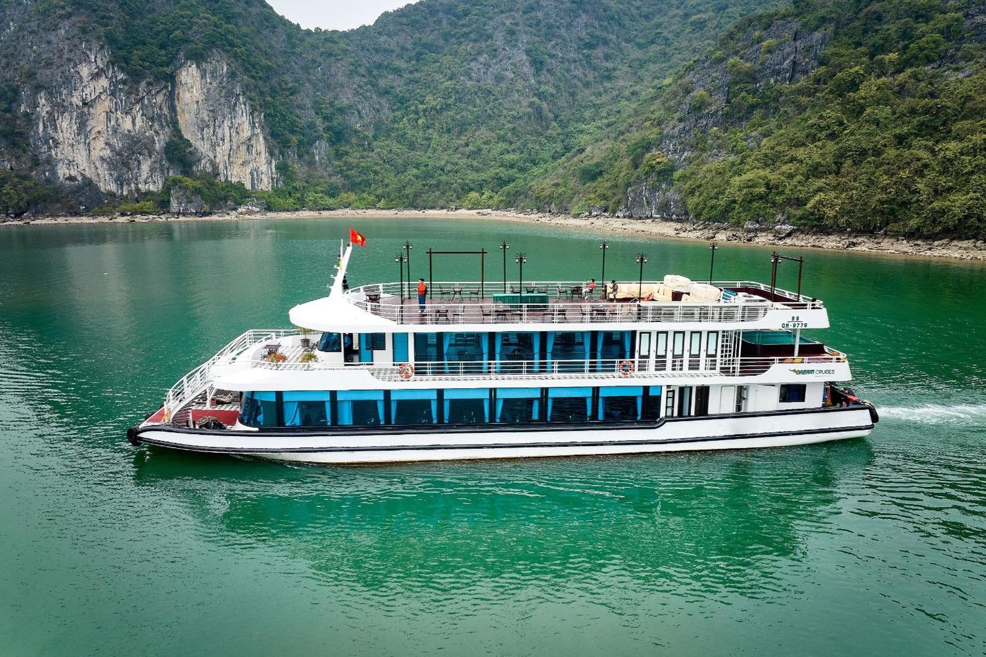 Quynh Yen Hotel Ha Long Zewnętrze zdjęcie